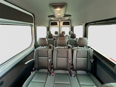 New 2025 Mercedes-Benz Sprinter 2500 image 22