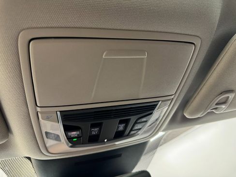 New 2026 Acura MDX SH-AWD image 32