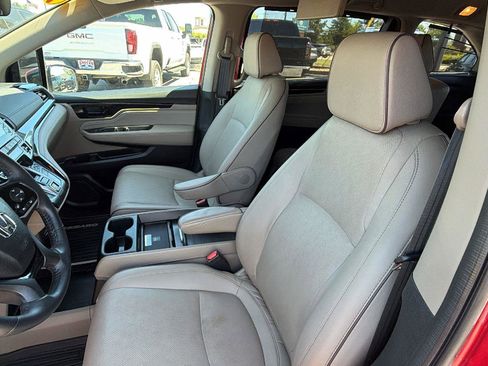Used 2022 Honda Odyssey Elite image 13
