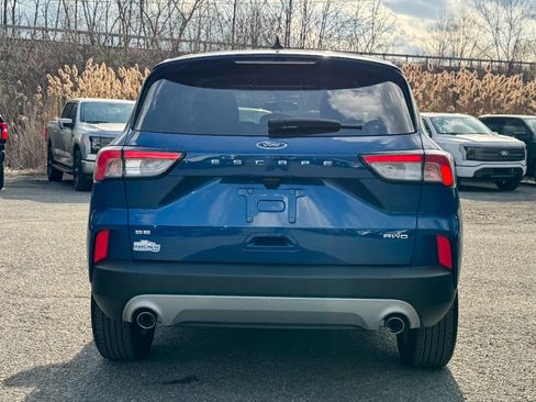 Used 2022 Ford Escape SE w/ Convenience Package AWD/4WD image 4