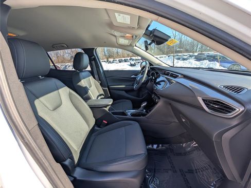 Used 2022 Buick Encore GX Preferred w/ Cold Weather Comfort Package image 9