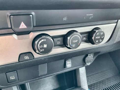 Used 2019 Toyota Tacoma SR w/ SR Convenience Package RWD image 26