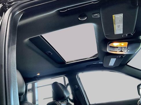 Used 2022 Jeep Grand Cherokee Altitude image 27