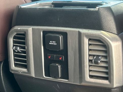 Used 2016 Ford F150 Platinum w/ Equipment Group 701A Luxury image 35