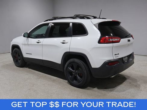Used 2018 Jeep Cherokee Limited w/ High Altitude Package AWD/4WD image 5