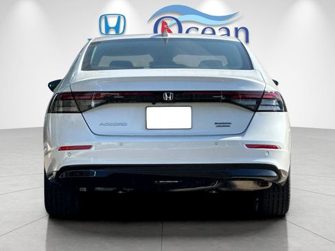 New 2025 Honda Accord Touring image 4