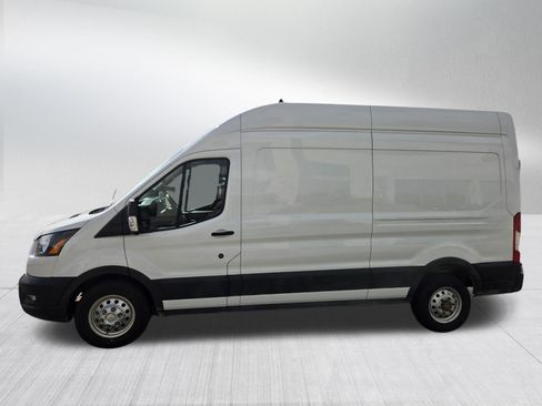 Used 2023 Ford Transit 250 148 High Roof AWD image 4