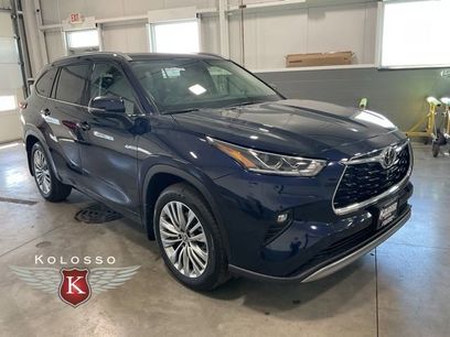Used 2026 Toyota Highlander Platinum
