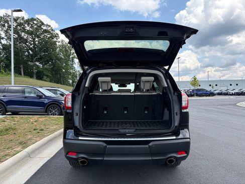 Certified 2025 Subaru Ascent Limited w/ Popular Package #1 AWD/4WD image 11