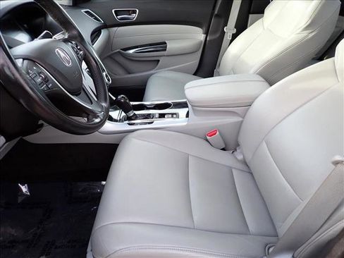 Used 2020 Acura TLX image 10