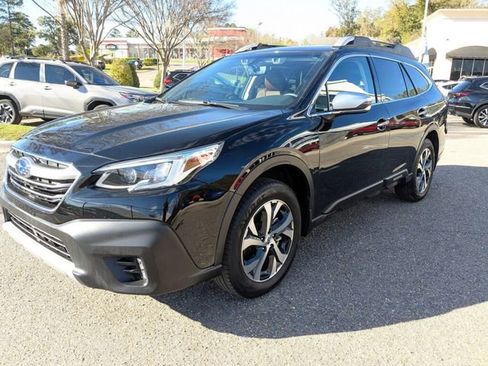 Used 2020 Subaru Outback Touring w/ Popular Package #2 image 5