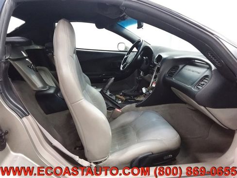 Used 1998 Chevrolet Corvette Convertible w/ Memory Pkg image 13
