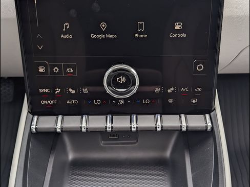 New 2027 GMC Terrain Denali w/ LPO, Floor Liner Package AWD/4WD image 24
