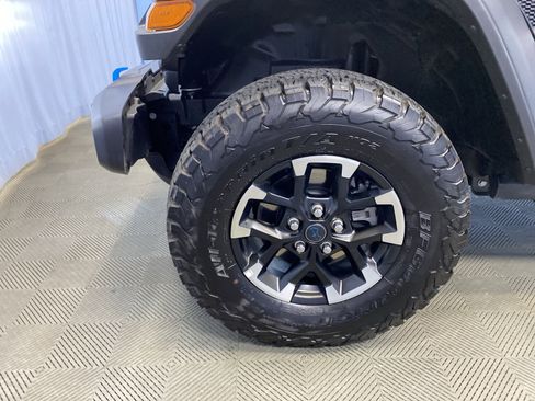 Certified 2025 Jeep Wrangler Rubicon w/ Safety Group image 47