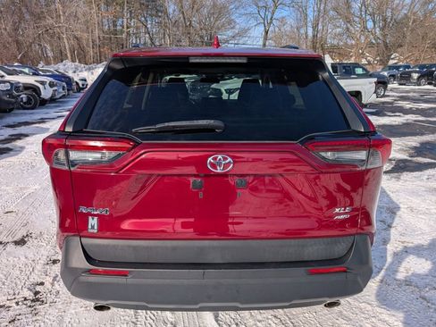 Certified 2019 Toyota RAV4 XLE Premium w/ Cold Weather Package image 7