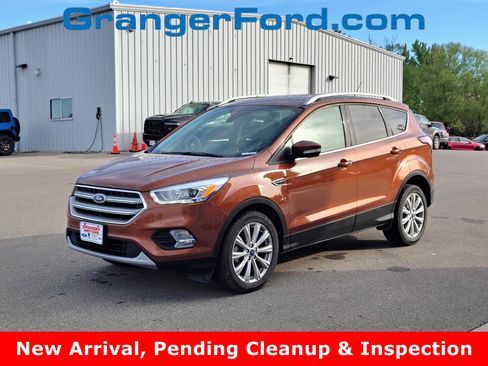 Used 2017 Ford Escape Titanium FWD image 1