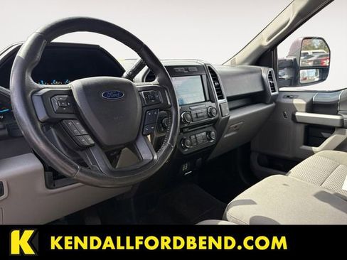 Used 2016 Ford F150 XLT w/ Equipment Group 302A Luxury AWD/4WD image 10