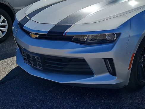 Used 2017 Chevrolet Camaro LT RWD image 2