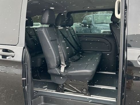 Used 2018 Mercedes-Benz Metris Passenger image 25