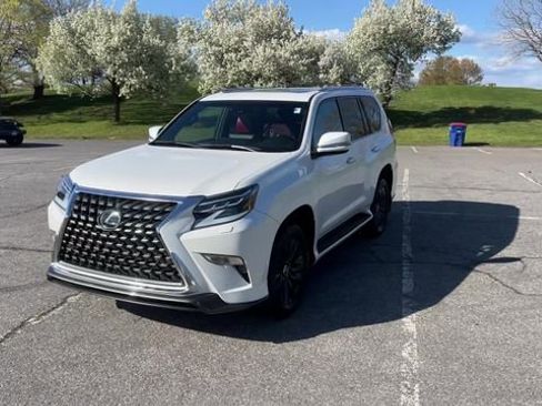 Used 2022 Lexus GX 460 Luxury w/ Sport Design Package AWD/4WD image 44