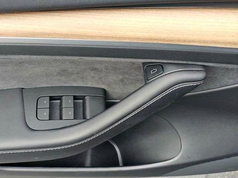 Used 2022 Tesla Model 3 Long Range image 22