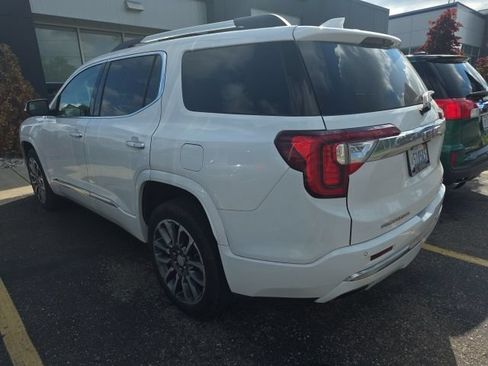 Certified 2023 GMC Acadia Denali w/ Denali Ultimate Package AWD/4WD image 3