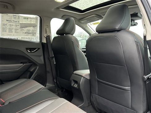 Used 2025 Subaru Crosstrek 2.5i Limited w/ Popular Package #3A image 17