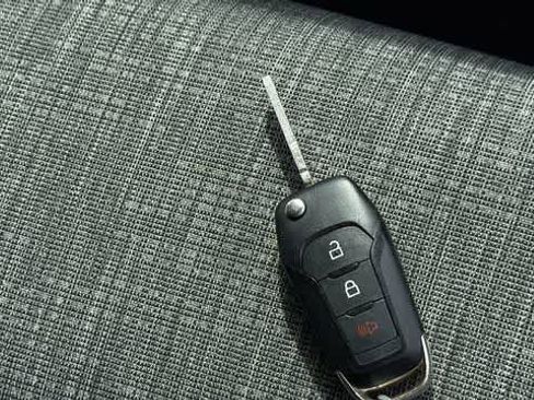 Used 2023 Ford F150 XLT image 32