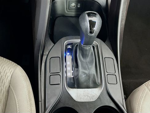 Used 2017 Hyundai Santa Fe Sport FWD image 23