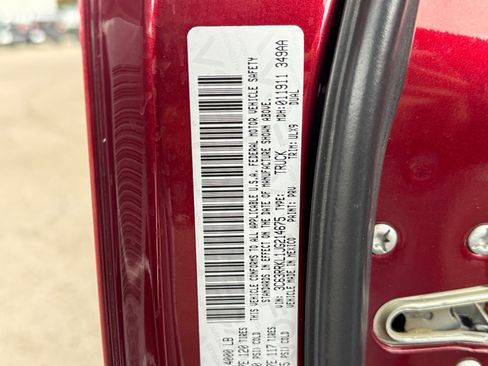 Used 2018 RAM 3500 Laramie Longhorn image 34