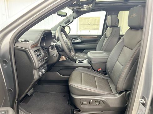 Used 2024 Chevrolet Tahoe High Country image 20