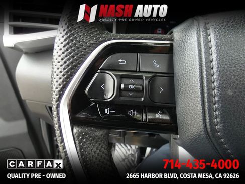 Used 2024 Toyota Tundra Platinum AWD/4WD image 55