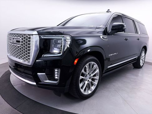 Used 2021 GMC Yukon XL Denali w/ Denali Ultimate Package RWD image 14