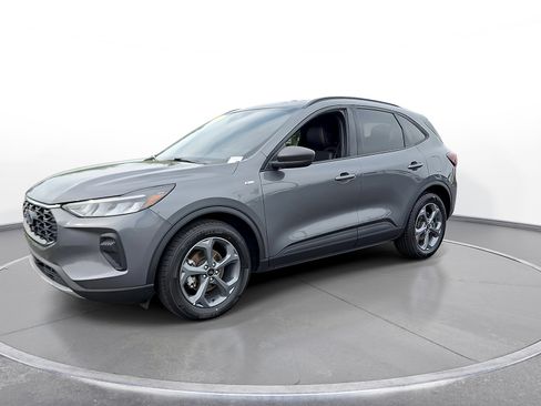 Used 2025 Ford Escape ST-Line FWD image 4
