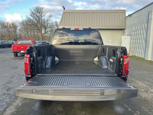 Used 2024 Ford F150 XLT image 26