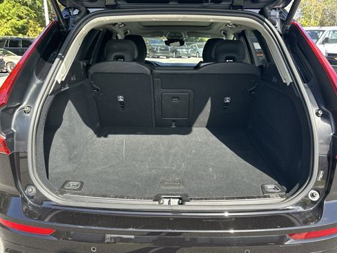 Certified 2025 Volvo XC60 B5 Plus image 75