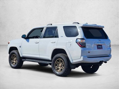 Used 2024 Toyota 4Runner SR5 AWD/4WD image 8