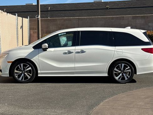 Used 2019 Honda Odyssey Elite image 7