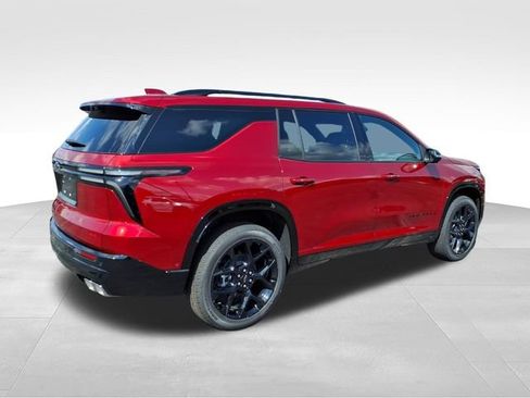 New 2026 Chevrolet Traverse RS w/ LPO, Floor Liner Package AWD/4WD image 3