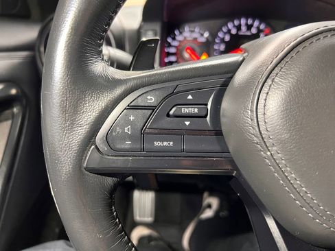 Used 2020 Nissan GT-R Premium w/ Premium Interior Package image 10