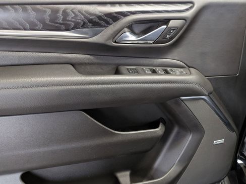 Used 2023 GMC Yukon Denali image 14