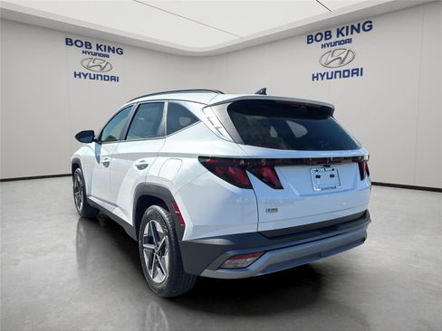 New 2026 Hyundai Tucson SEL FWD image 3