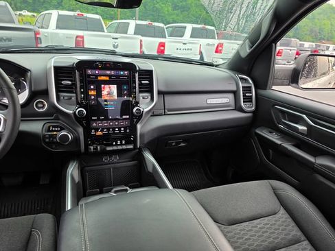 Used 2025 RAM 1500 Big Horn AWD/4WD image 14