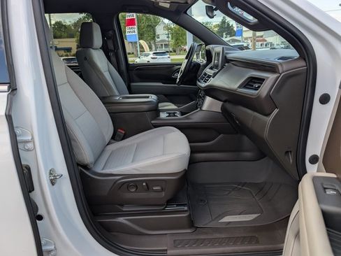 Used 2023 Chevrolet Tahoe LS image 12