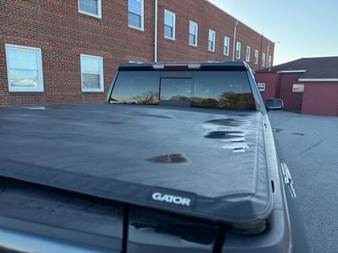 Used 2020 GMC Sierra 1500 SLT w/ SLT Convenience Package image 14