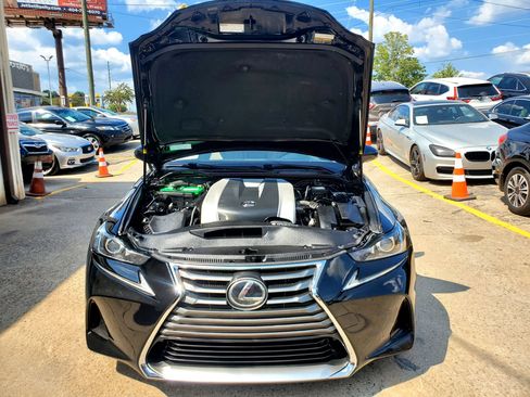 Used 2019 Lexus IS 300 AWD image 39