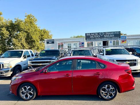 Used 2021 Kia Forte LXS FWD image 10