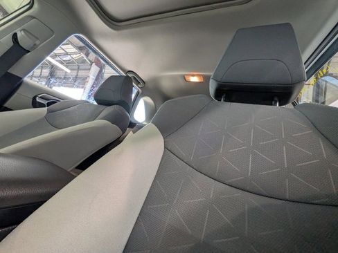 Used 2019 Toyota RAV4 XLE image 13