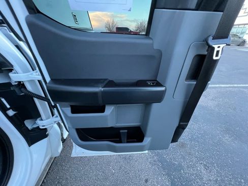 Used 2022 Ford F150 XL w/ Trailer Tow Package image 17