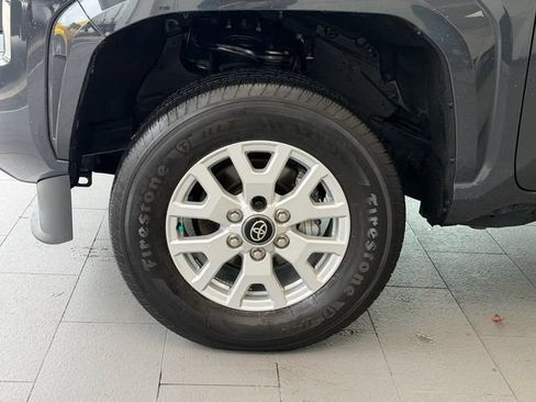 Used 2024 Toyota Tacoma SR5 RWD image 4